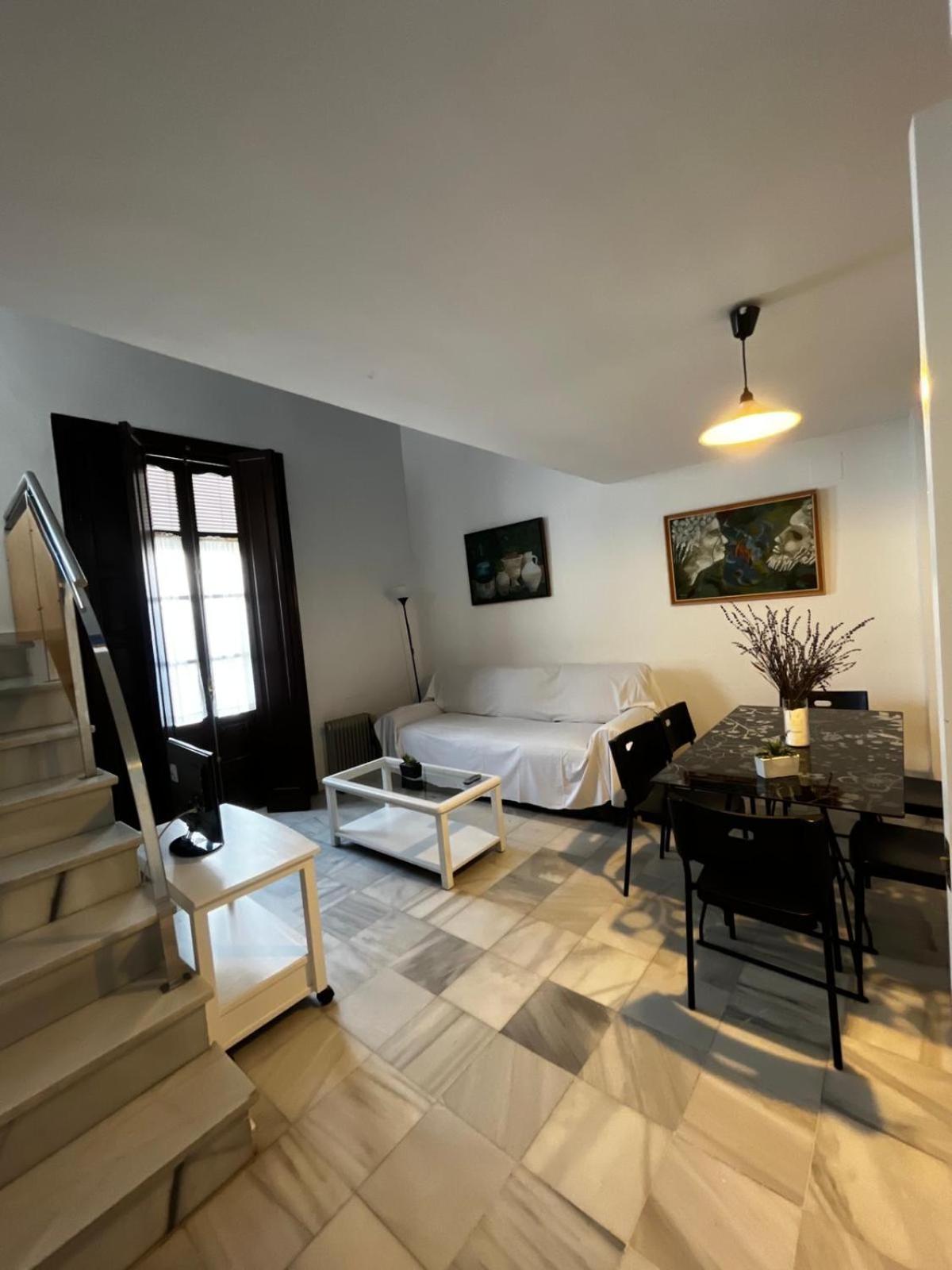 Apartamentos Larga 70 엘푸에르토데산타마리아 외부 사진