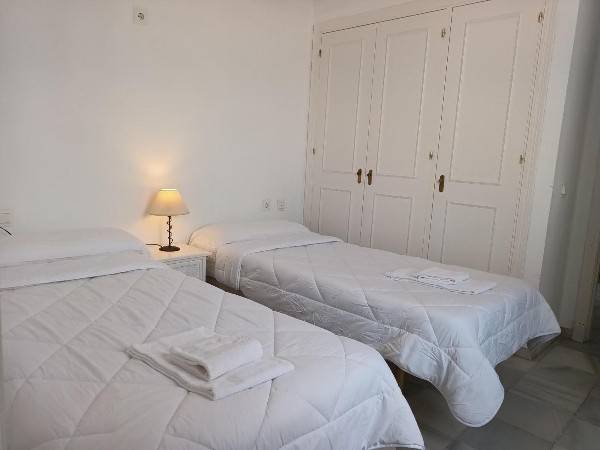 Apartamentos Larga 70 엘푸에르토데산타마리아 외부 사진